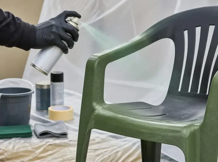 Guida pratica su come verniciare la plastica in modo perfetto